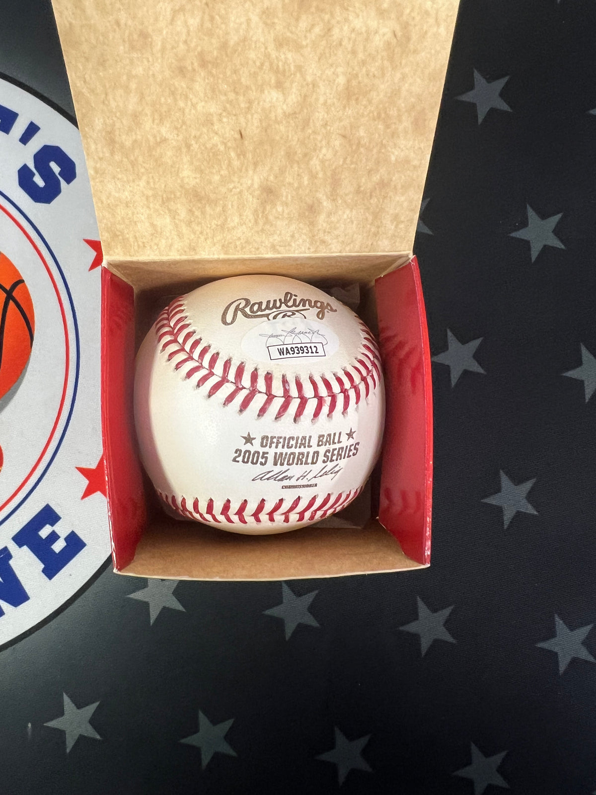 Carl Everett Autographed 05 Baseball w/ JSA COA