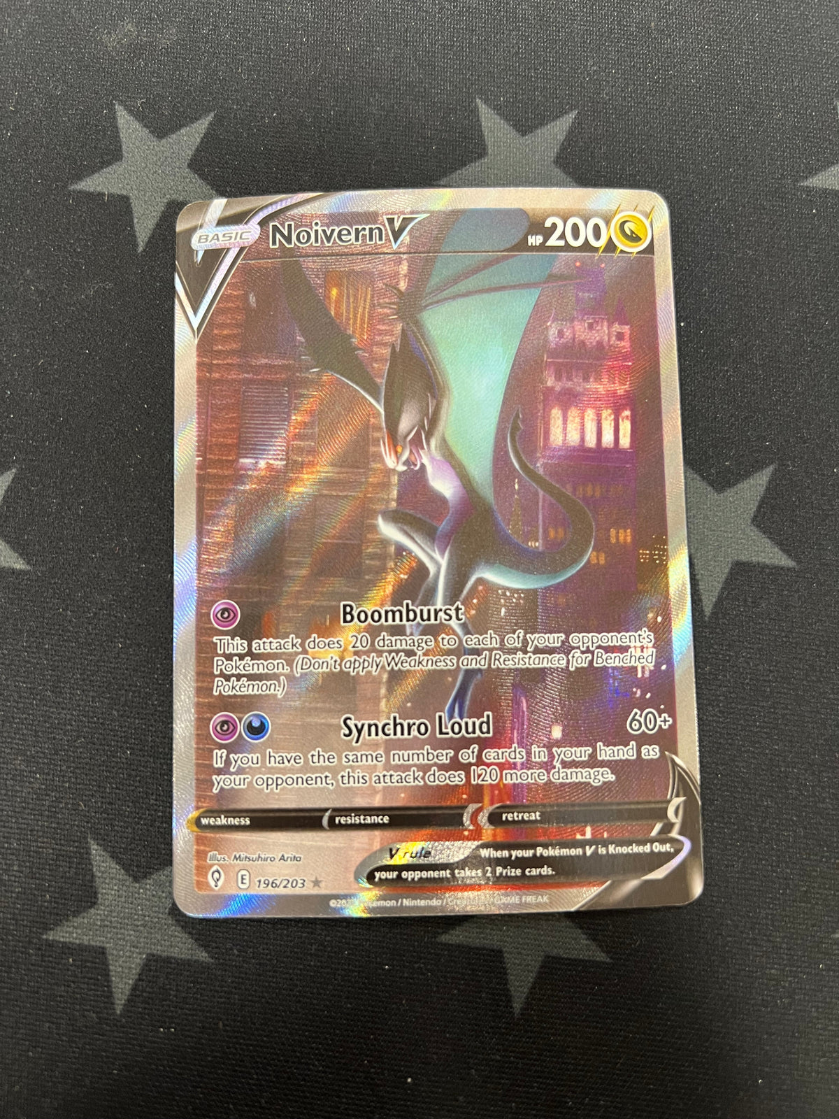 2021 Pokemon Noivern V 196/203 (Alt. Art) Evolving Skies