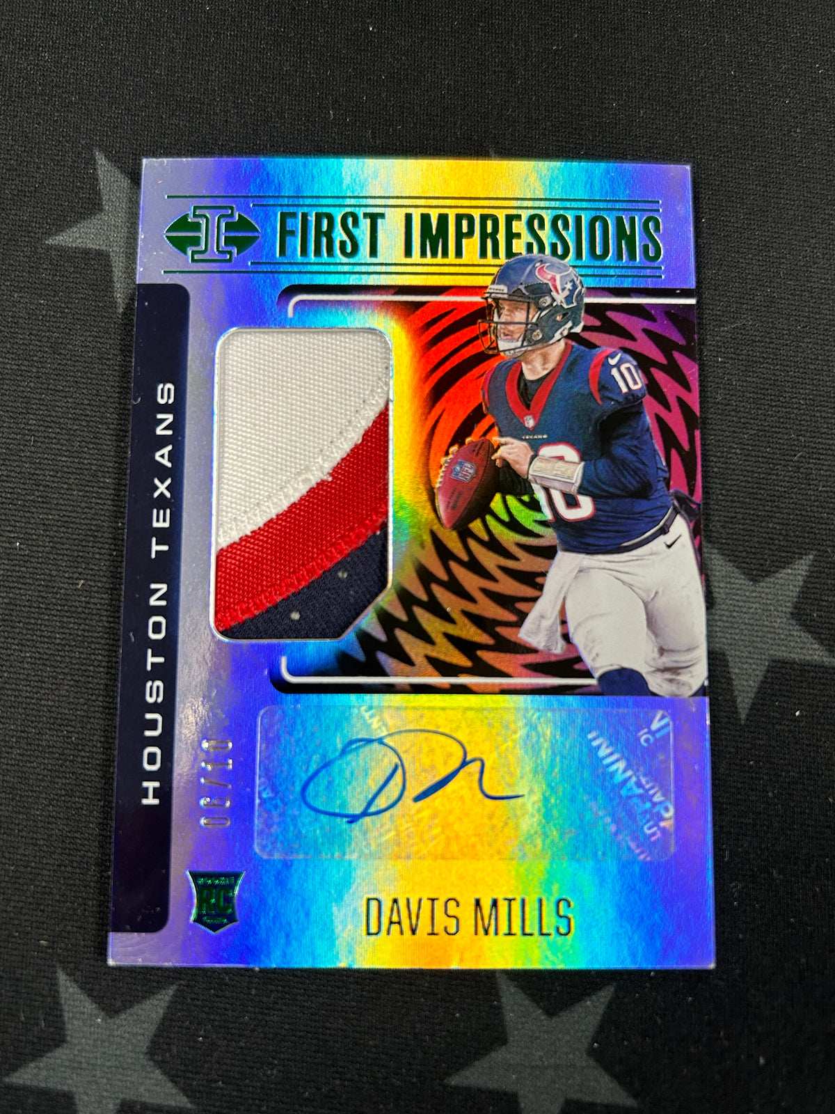 2021 PANINI ILLUSIONS FOOTBALL FIRST IMPRESSIONS DAVIS MILLS ROOKIE PATCH AUTO #122 /10