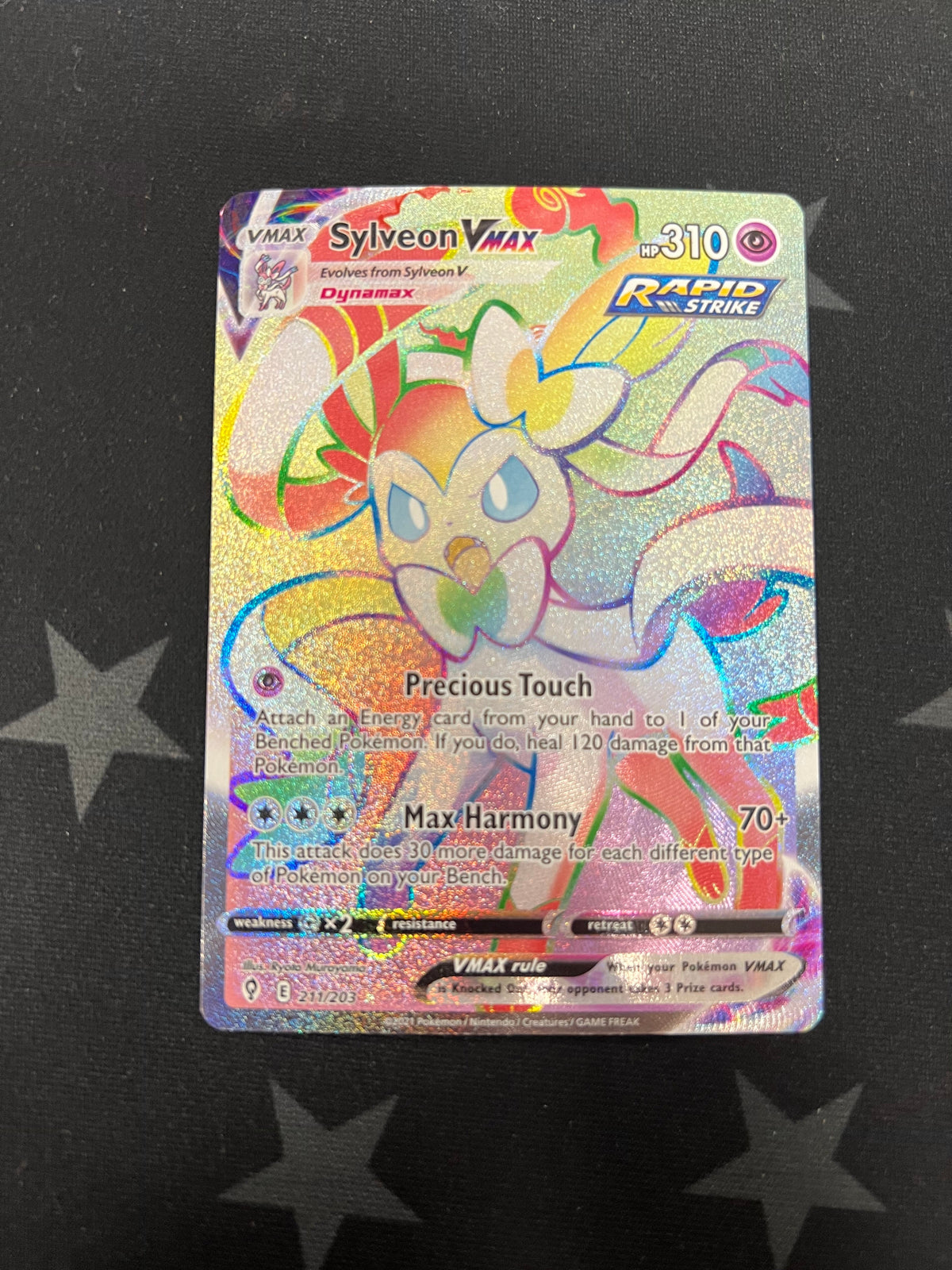 2021 Pokemon Sylveon Vmax 211/203 (Secret) Evolving Skies