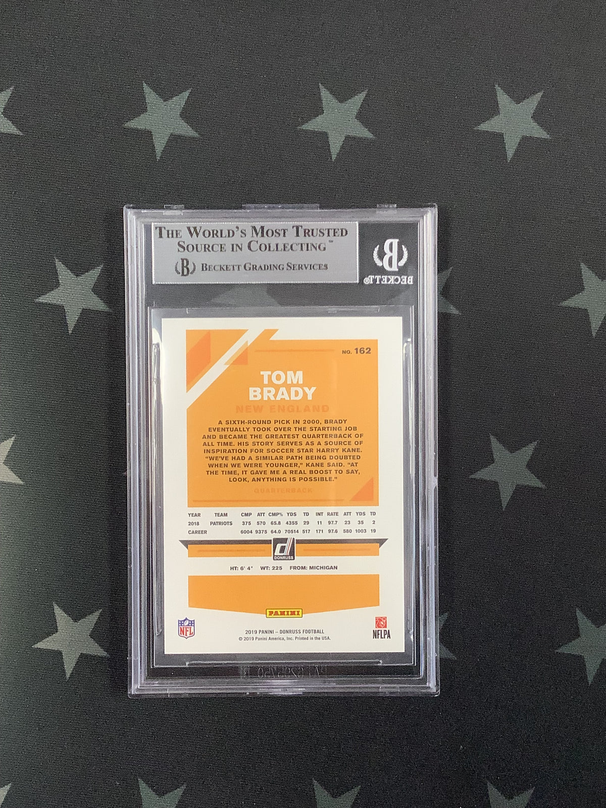 2019 PANINI DONRUSS FOOTBALL TOM BRADY JERSEY NUMBER #04/12 BECKETT 9