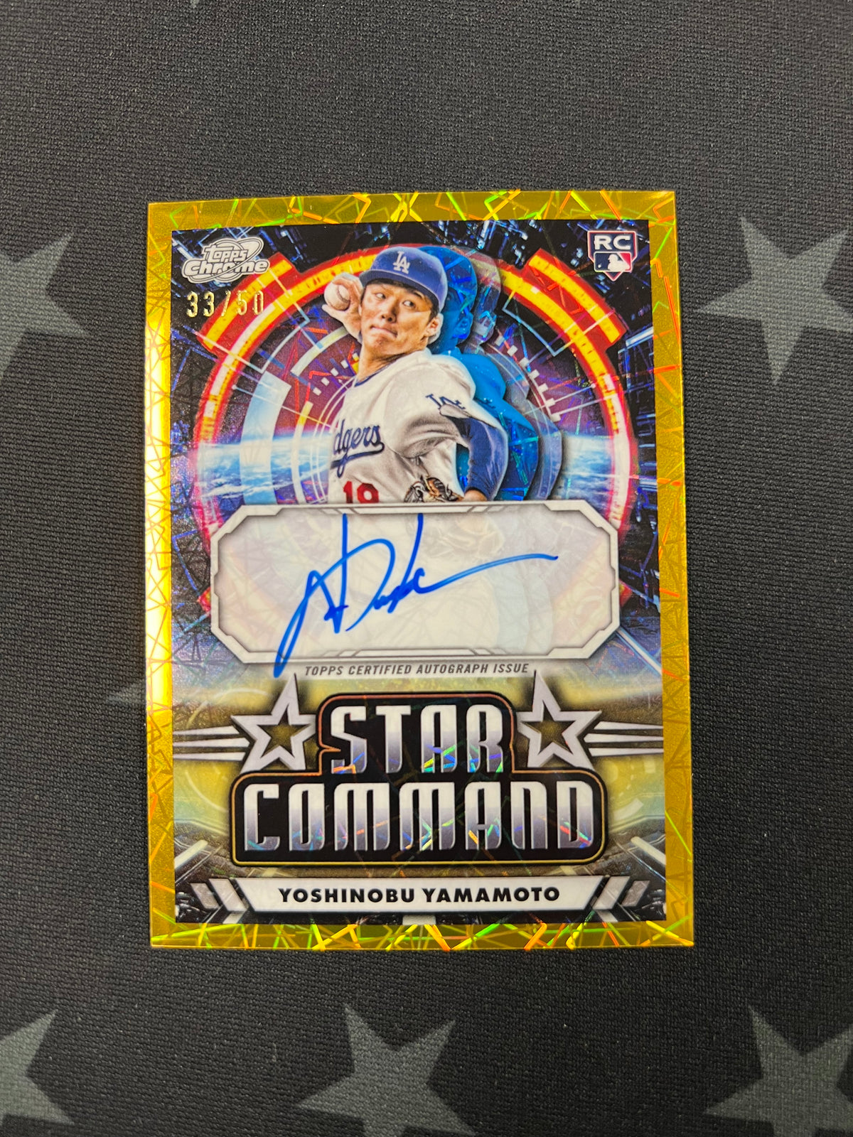 2024 Topps Chrome Cosmic Yoshinobu Yamamoto RC Star Command Gold Auto #33/50